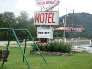 Grounds at Headrick's River Breeze Motel, Townsend