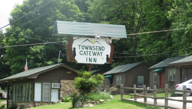 Sign at Townsend Gateway Inn